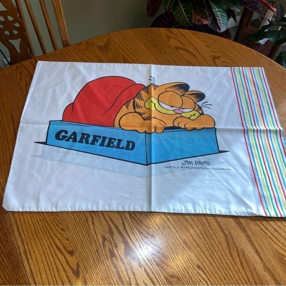 Garfield Vintage 1978 Twin Sheets with Pillow Case